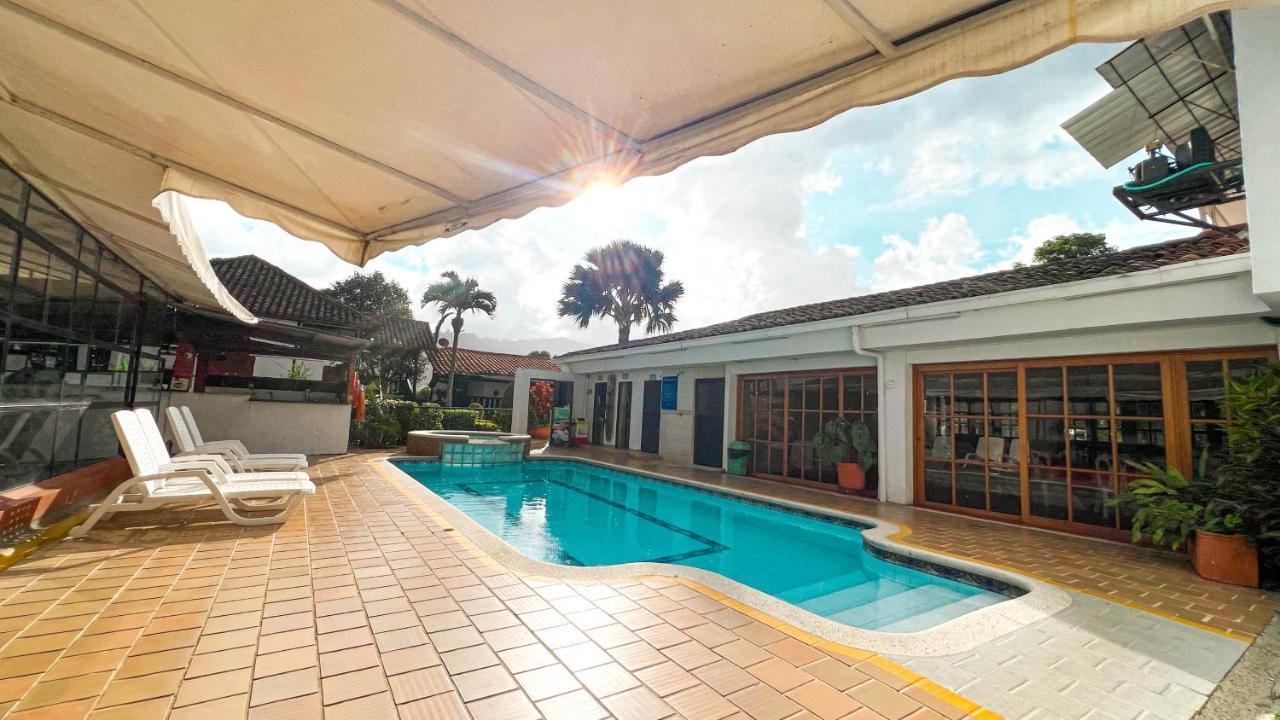 Hotel Campestre El Molino Dapa Cali Yumbo Bagian luar foto