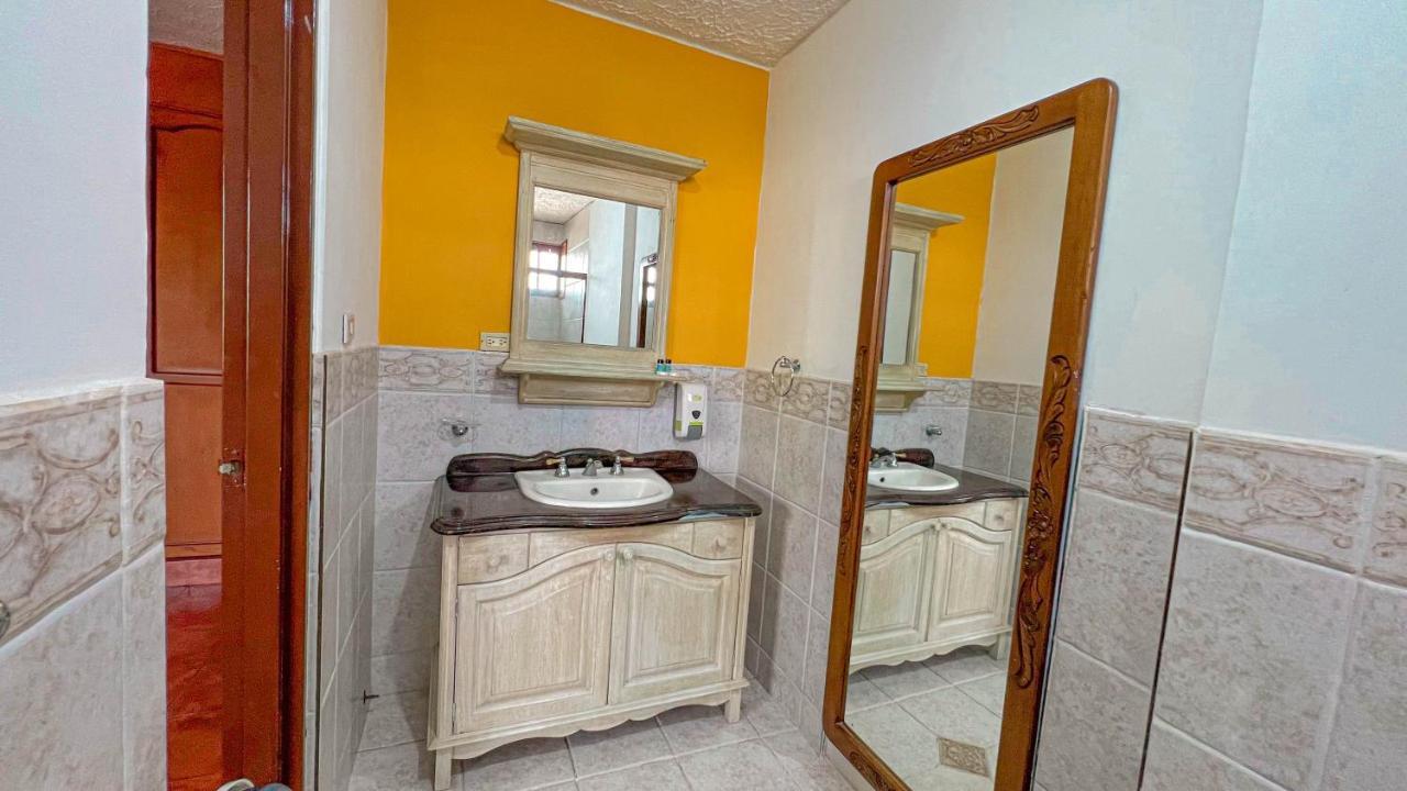Hotel Campestre El Molino Dapa Cali Yumbo Bagian luar foto