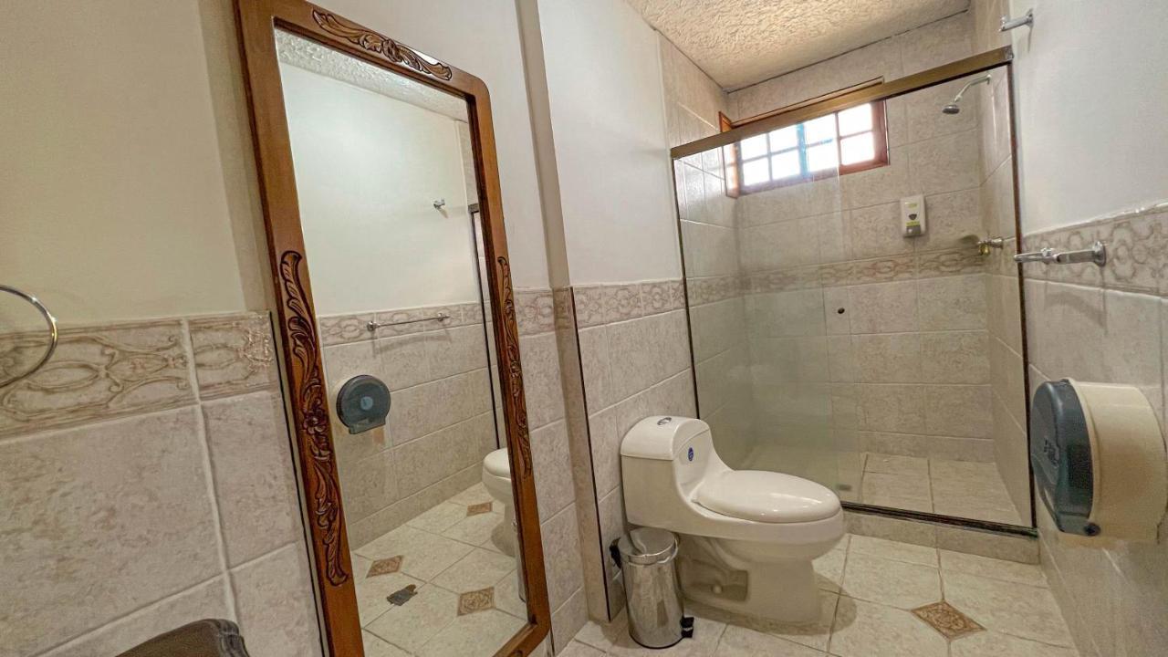 Hotel Campestre El Molino Dapa Cali Yumbo Bagian luar foto
