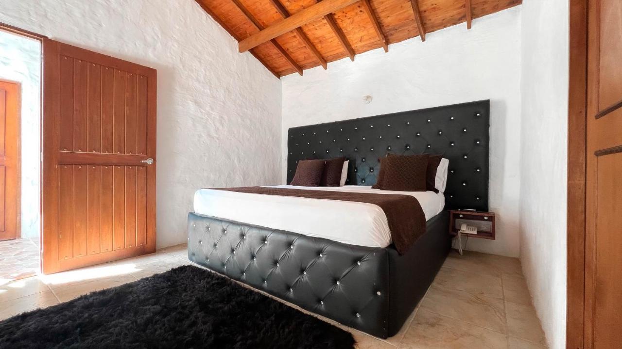 Hotel Campestre El Molino Dapa Cali Yumbo Bagian luar foto